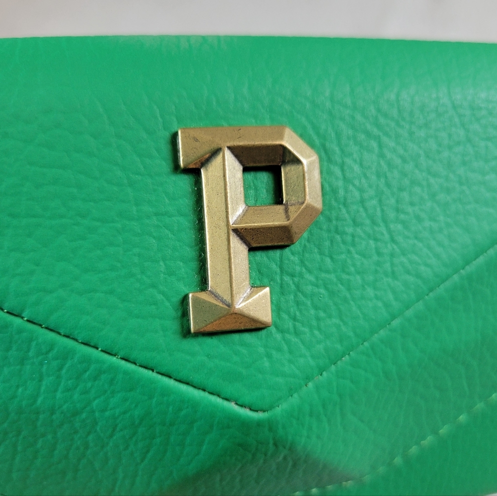 Parchita | Vibrant Kelly Green PVC Mila Wallet Crossbody Bag - Picture 10 of 15